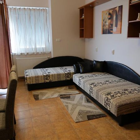 Eva Apartman Szigetvar Luaran gambar
