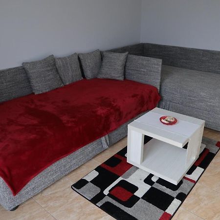 Eva Apartman Szigetvar Luaran gambar